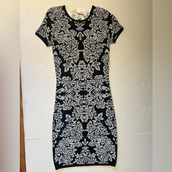 Carmen Marc Valvo black & white textured jacquard dress NWT Sz-XS. T13 - Picture 5 of 11